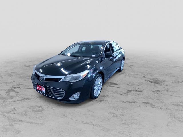 Used 2014 Toyota Avalon Limited w/ Technology Package FWD image 7
