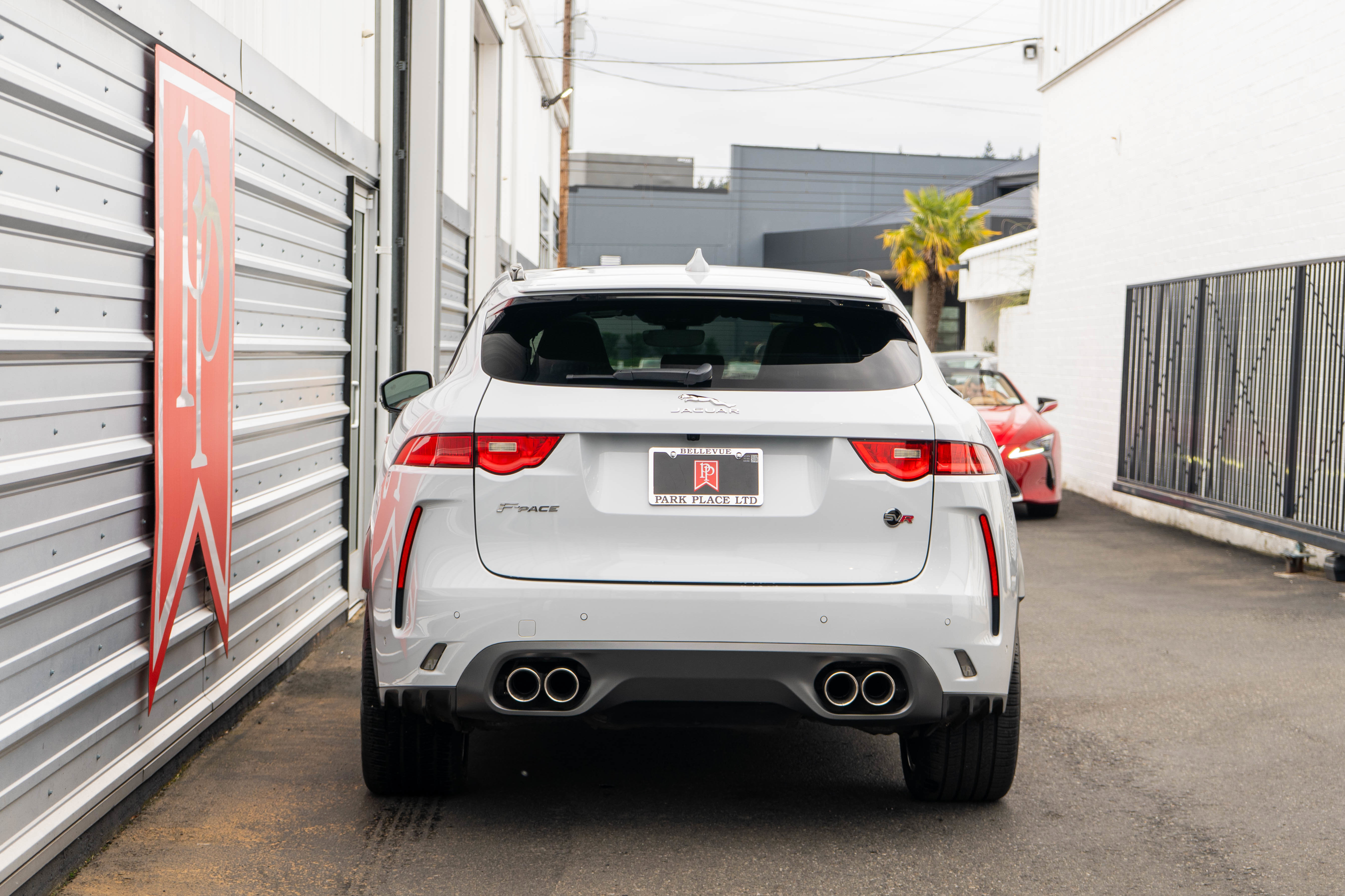 Used 2019 Jaguar F-PACE SVR AWD/4WD image 38