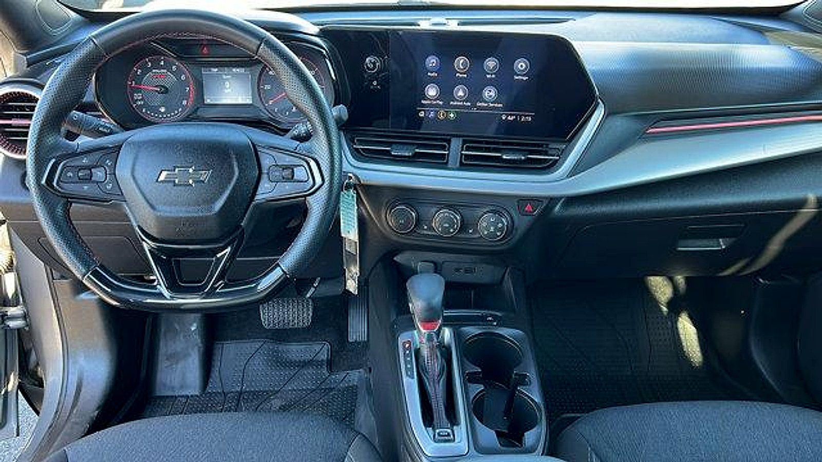 Certified 2024 Chevrolet Trax RS w/ Driver Confidence Package image 14