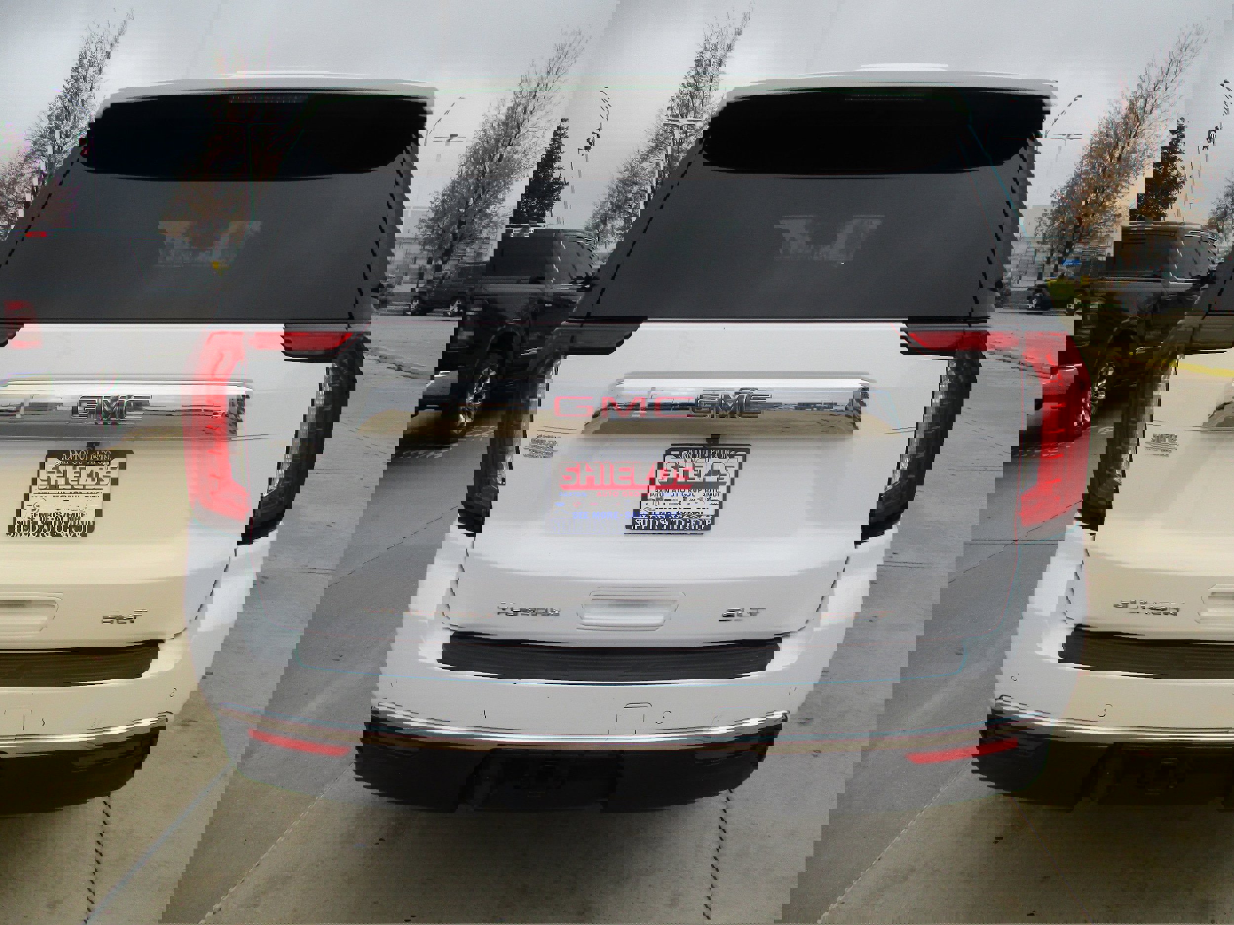 Used 2021 GMC Yukon SLT image 4