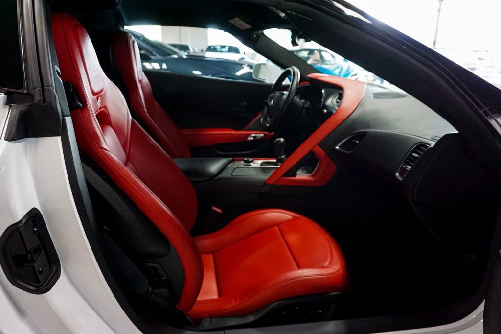 Used 2015 Chevrolet Corvette Z06 w/ Z07 Performance Package image 36