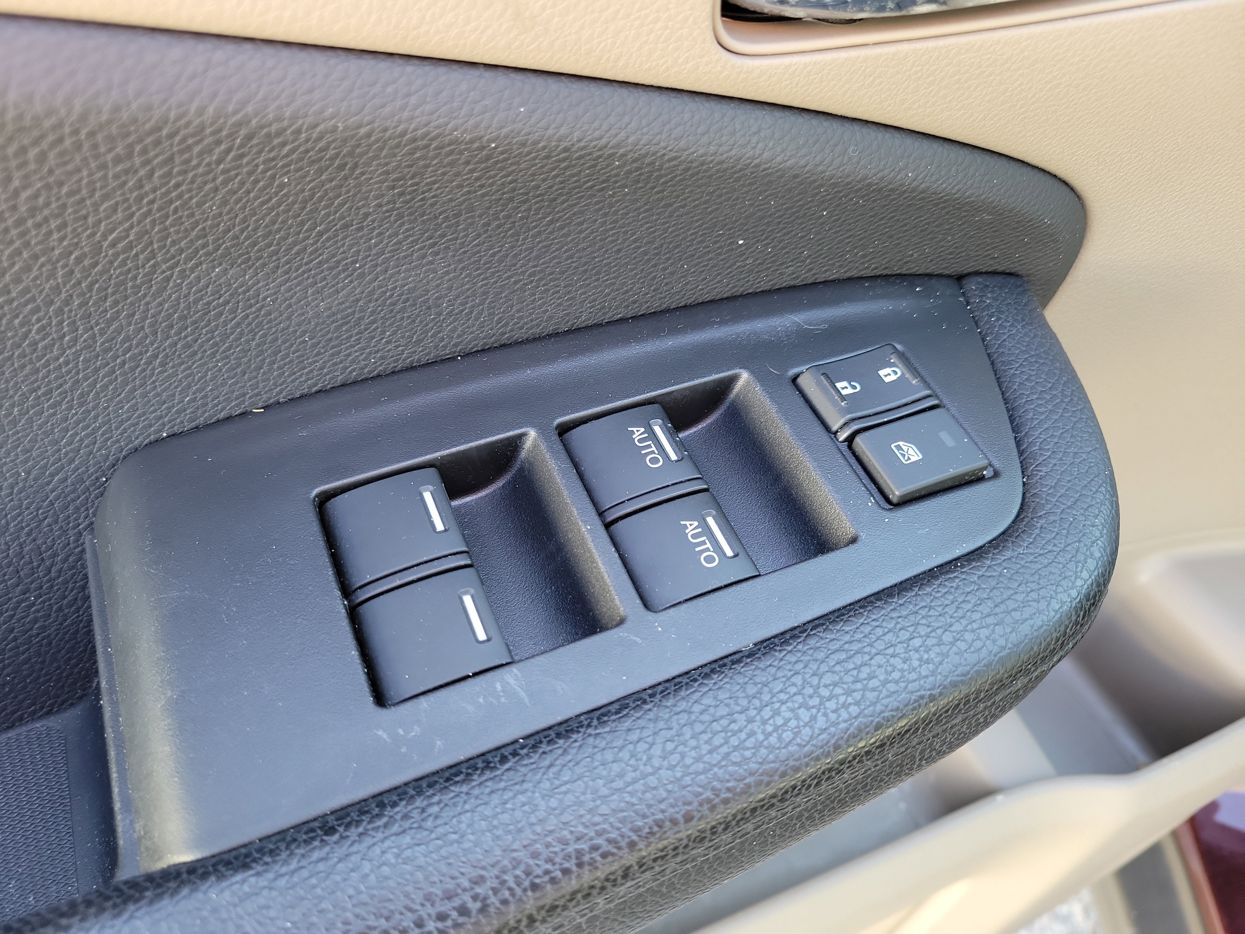 Used 2017 Honda Pilot EX-L image 24