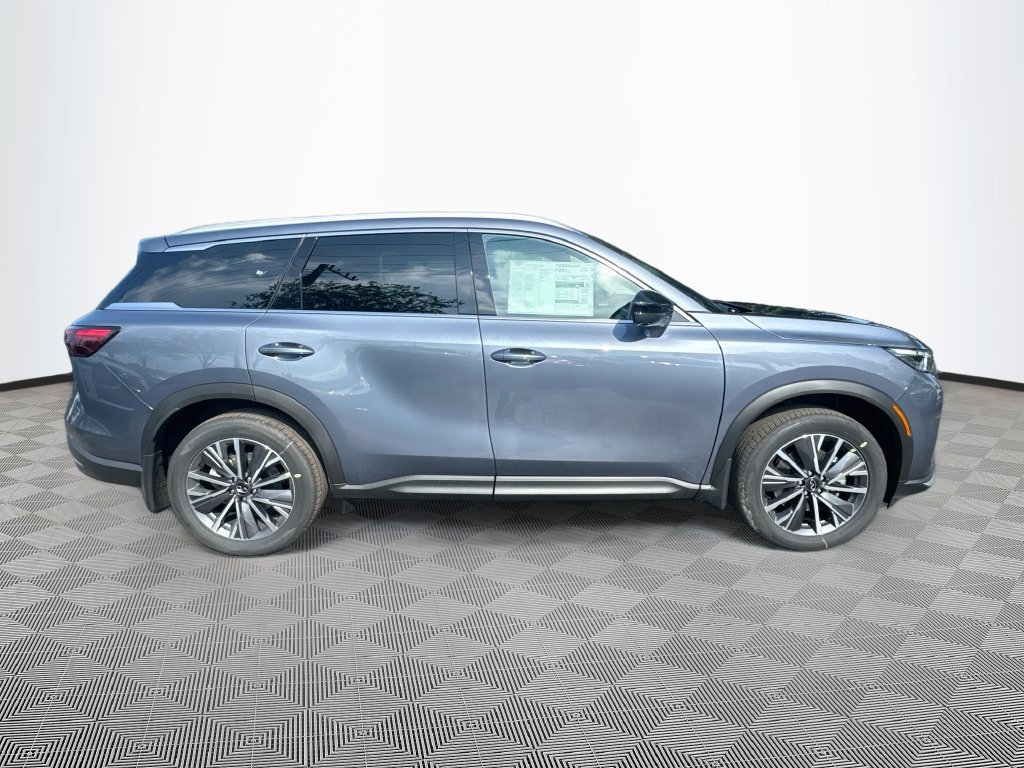 Used 2027 INFINITI QX60 Luxe w/ Cargo Package FWD image 5