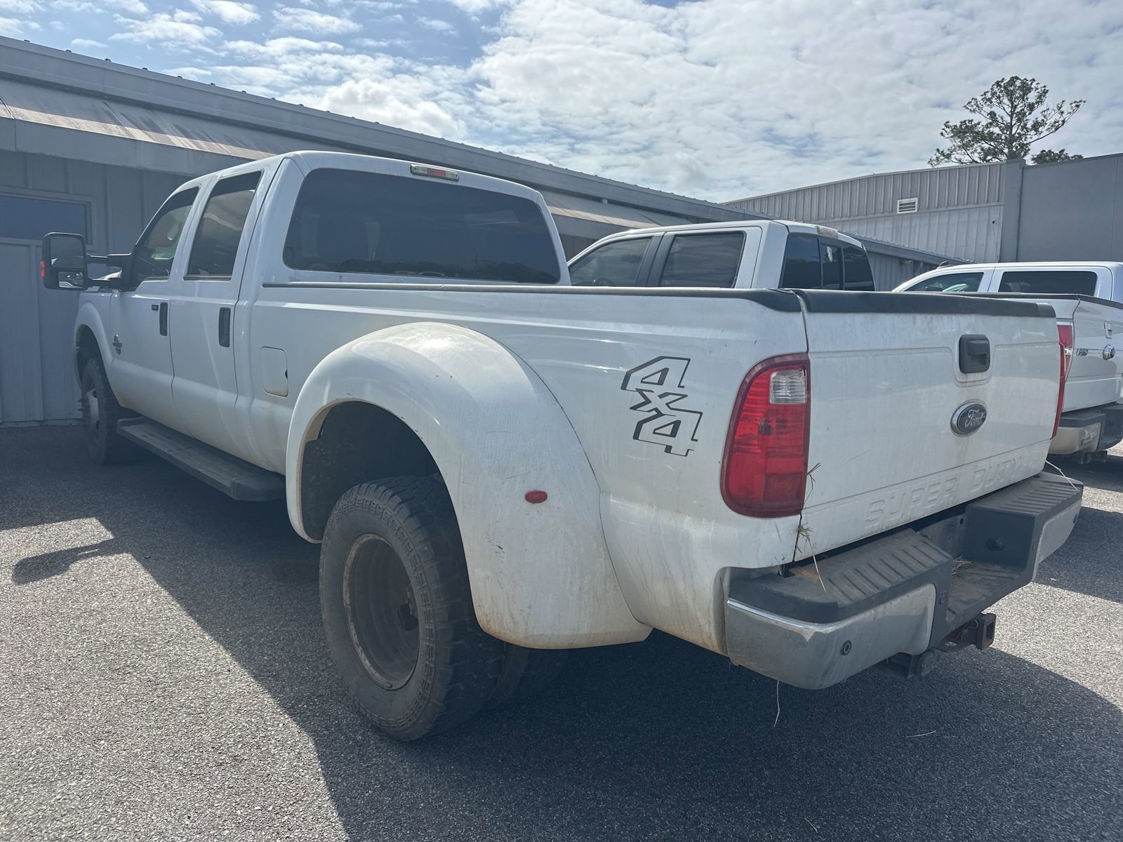 Used 2016 Ford F350 XLT w/ XLT Value Package image 3