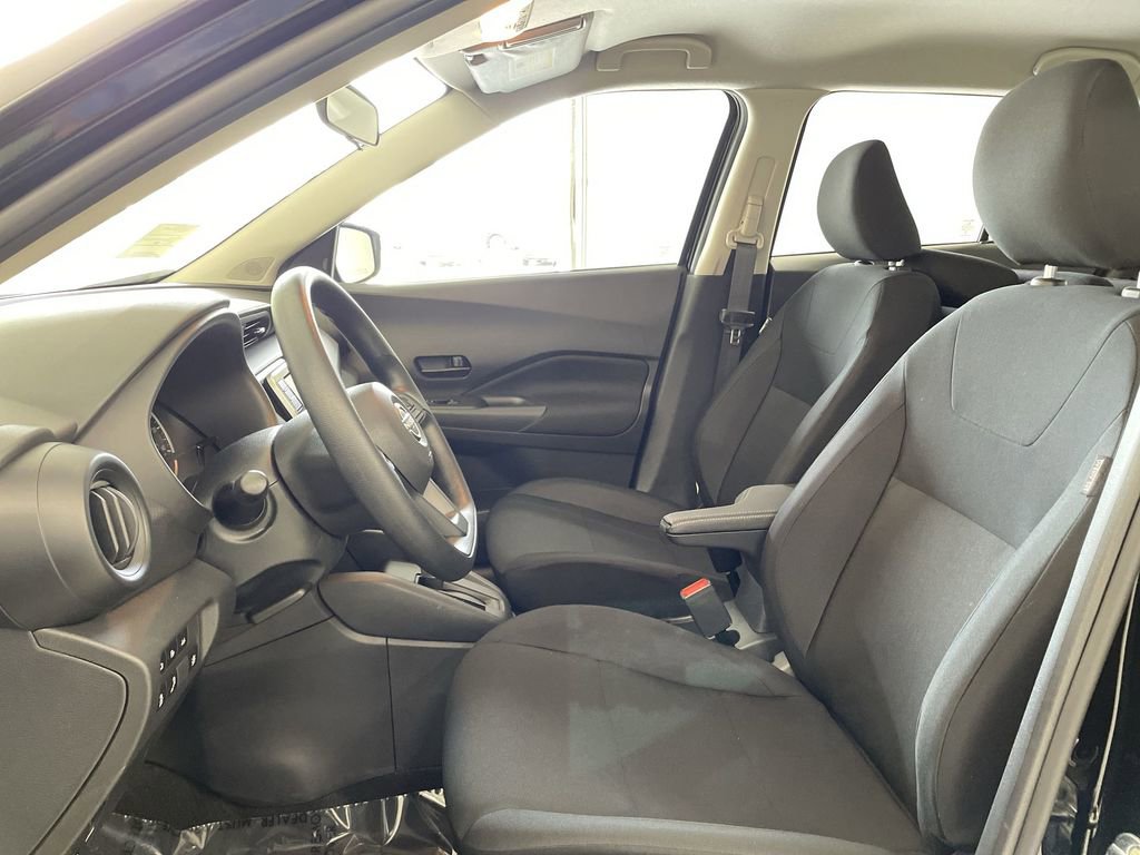 Certified 2025 Nissan Kicks Play S FWD image 20