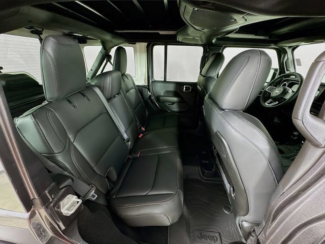 New 2025 Jeep Wrangler Unlimited Sahara image 32