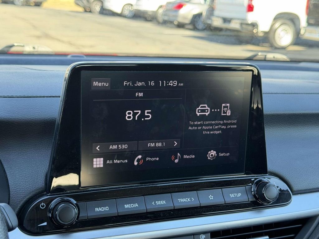 Used 2024 Kia Forte LXS image 3