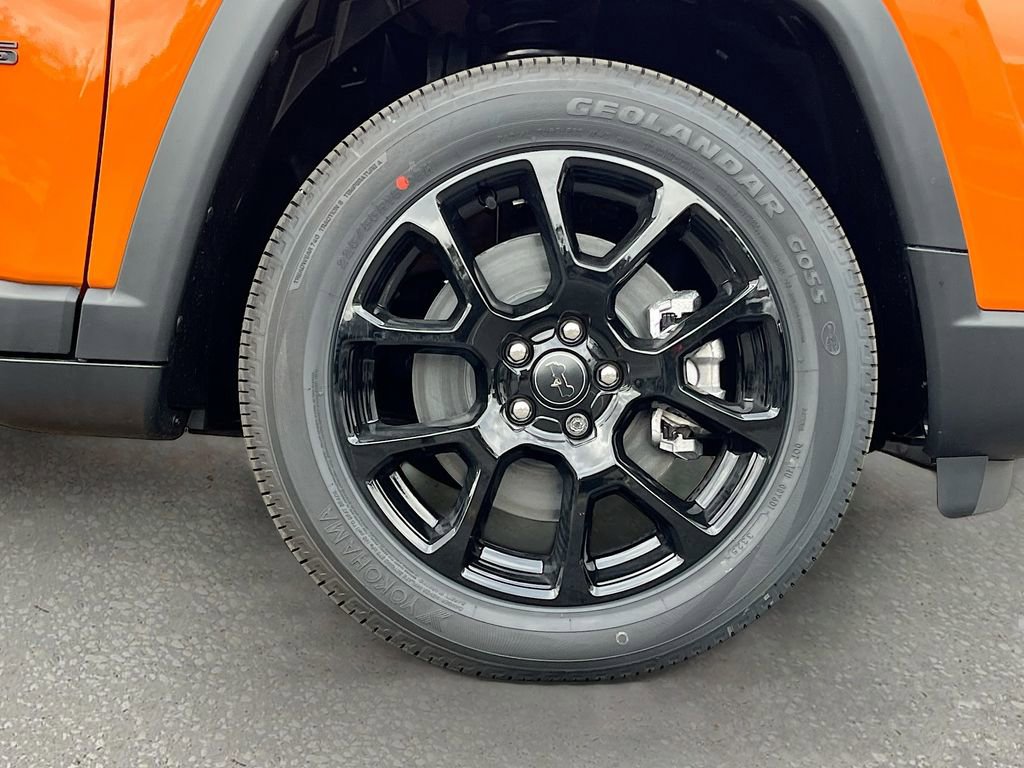 New 2026 Jeep Compass Latitude image 27