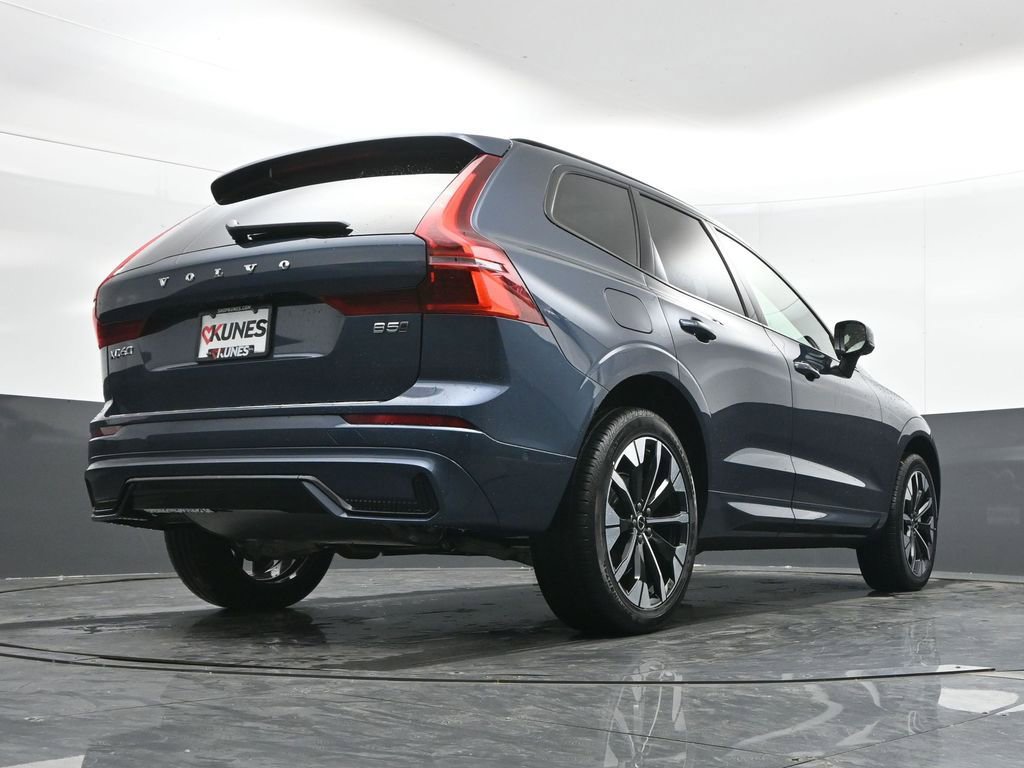 New 2026 Volvo XC60 B5 Plus w/ Protection Package Premier image 38
