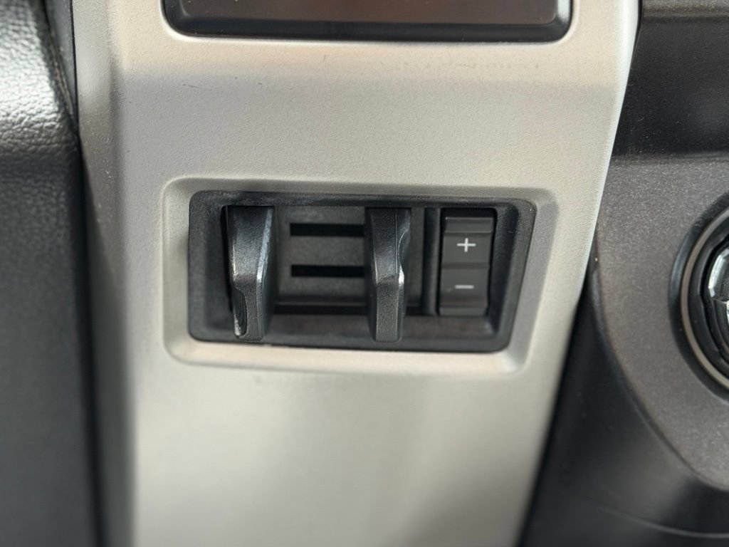 Used 2019 Ford F350 Lariat w/ Chrome Package AWD/4WD image 14