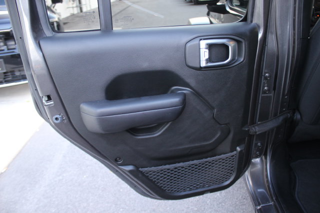 Used 2019 Jeep Wrangler Unlimited Sport S AWD/4WD image 19