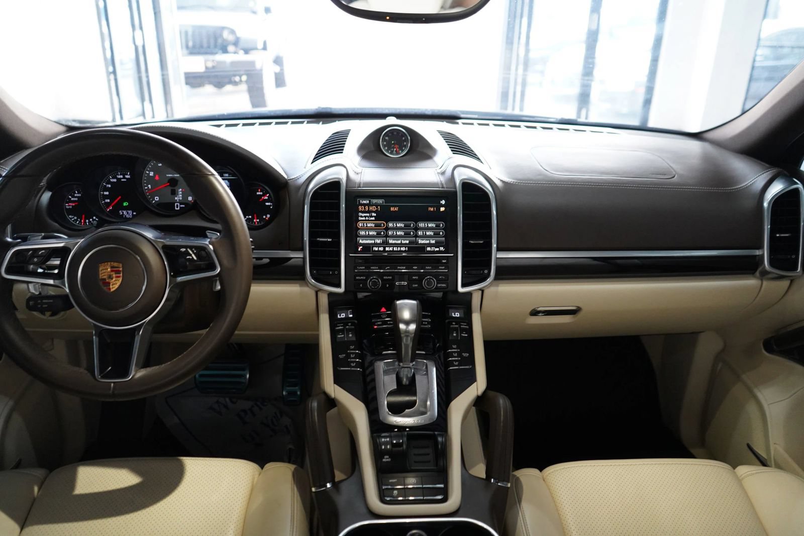 Used 2015 Porsche Cayenne S AWD/4WD image 17