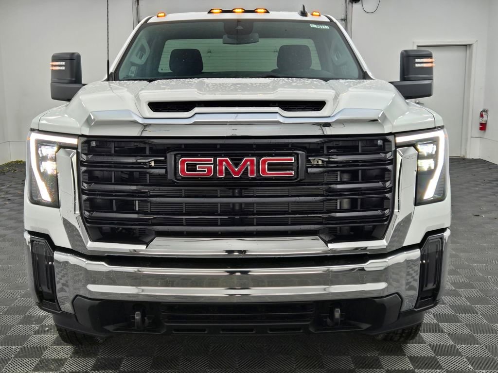 New 2026 GMC Sierra 3500 Pro image 13