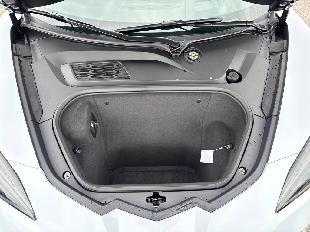 Used 2021 Chevrolet Corvette Stingray Preferred Cpe w/ Z51 Performance Package RWD image 28