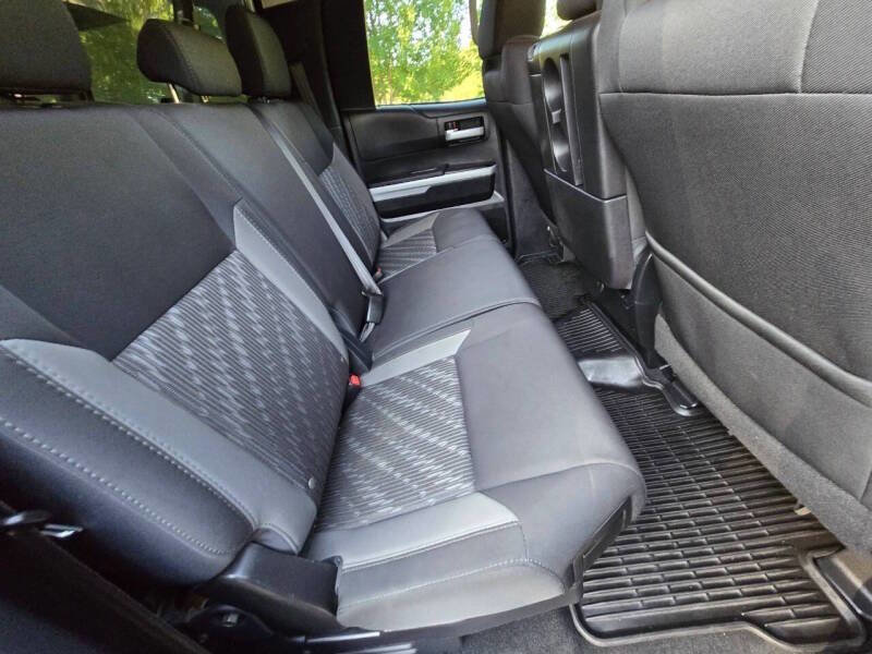 Used 2018 Toyota Tundra SR5 image 14