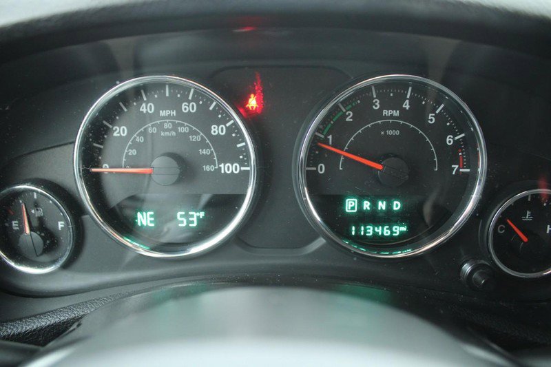 Used 2015 Jeep Wrangler Sport image 15