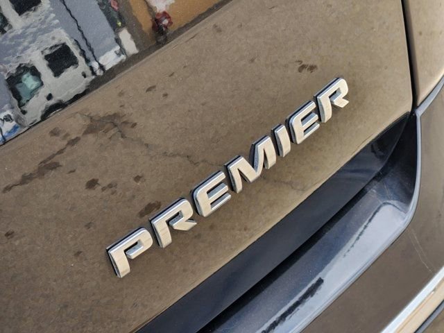 Used 2022 Chevrolet Traverse Premier w/ LPO, Floor Liner Package image 9