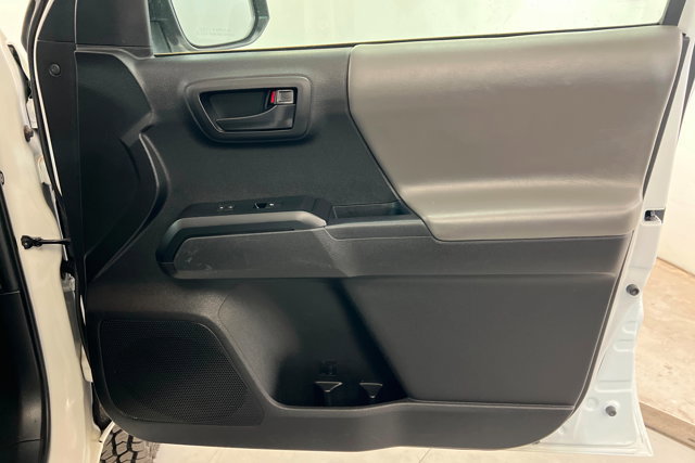 Used 2022 Toyota Tacoma SR w/ SR Convenience Package RWD image 22