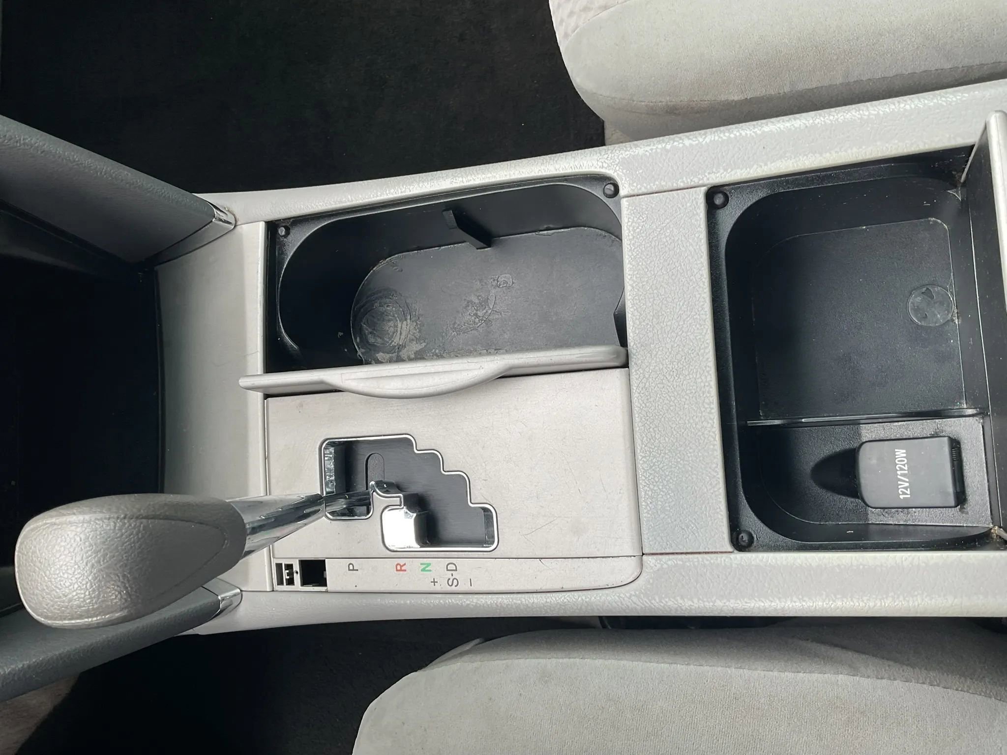 Used 2011 Toyota Camry LE image 18