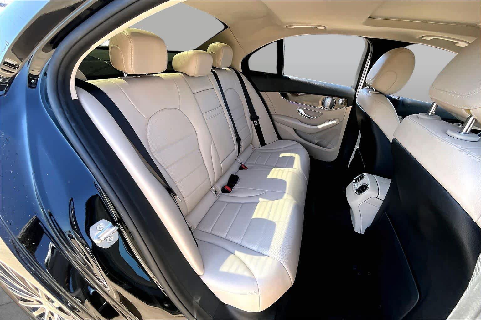 Used 2020 Mercedes-Benz C 300 Sedan image 20