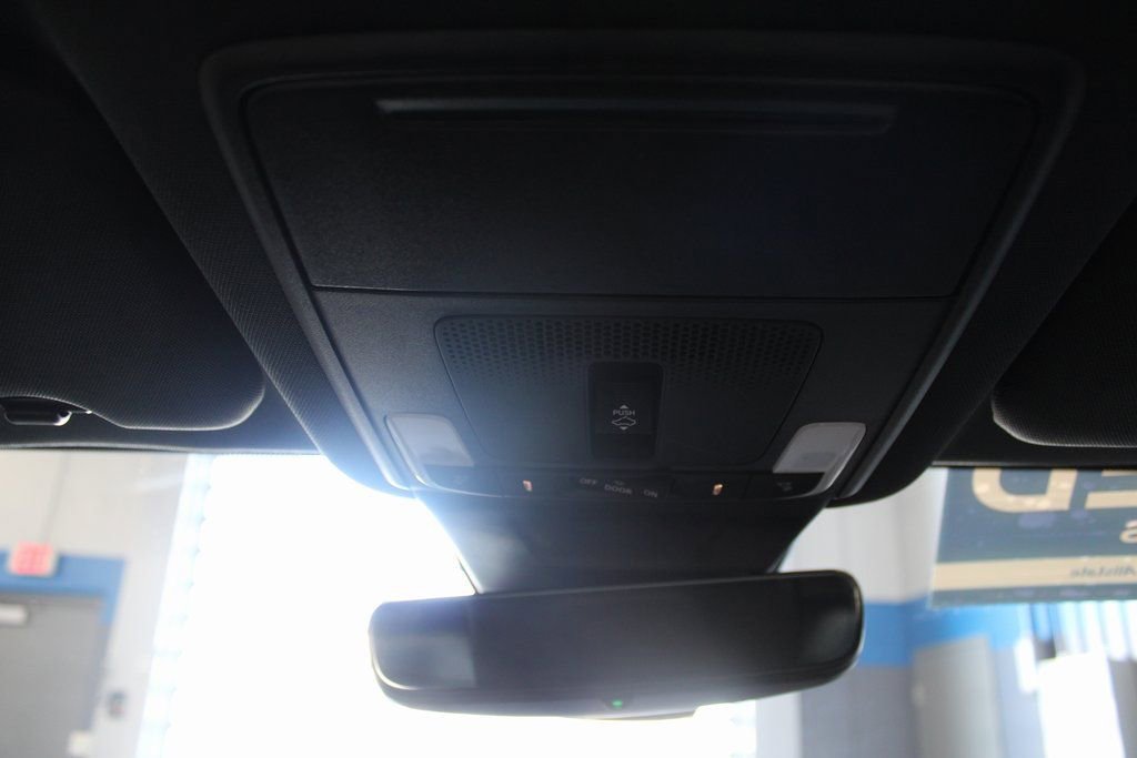 Used 2025 Honda CR-V Sport Touring image 39