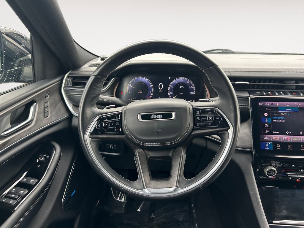 Used 2021 Jeep Grand Cherokee L Overland w/ Luxury Tech Group IV image 14