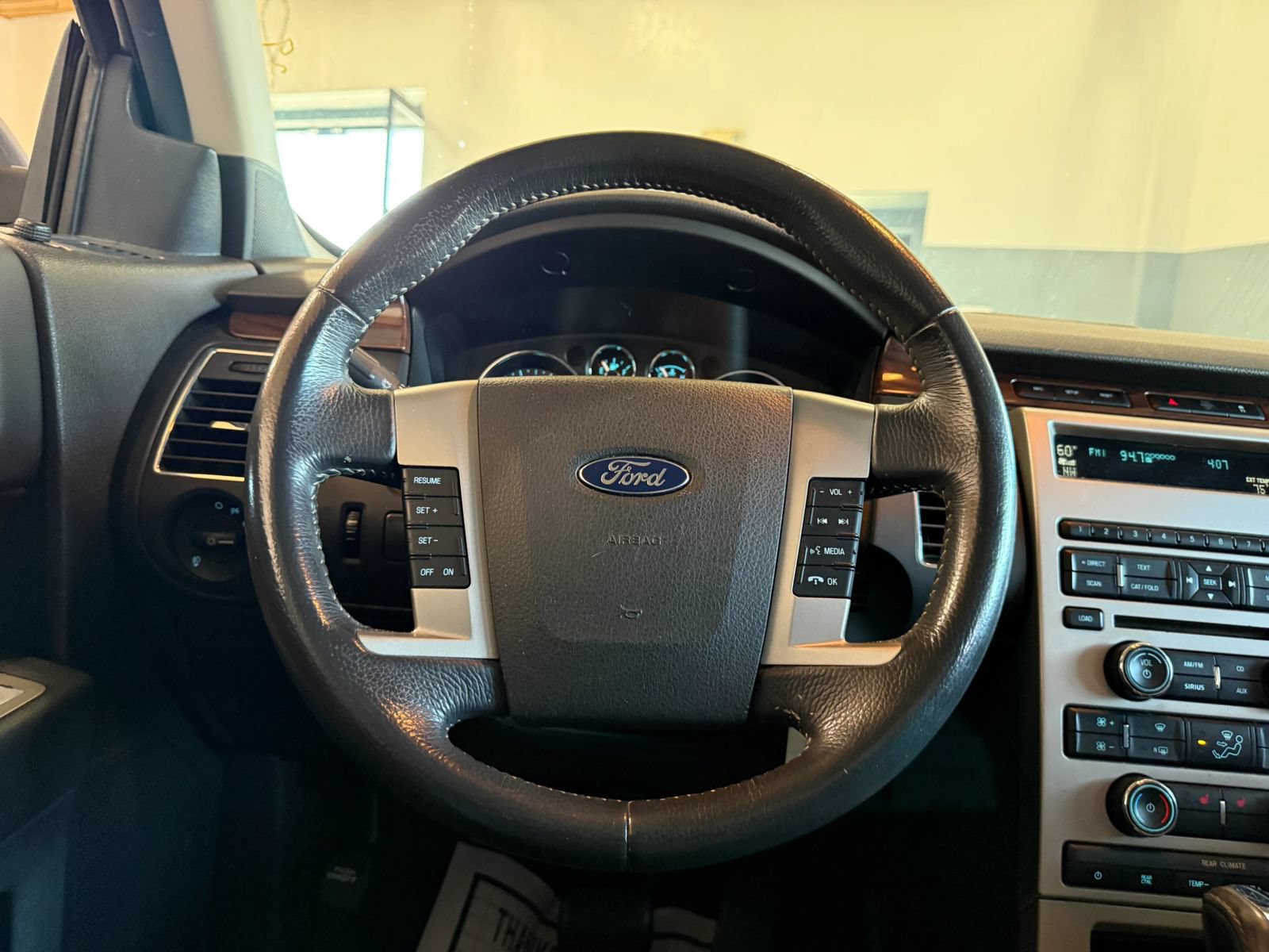 Used 2009 Ford Flex SEL FWD image 14