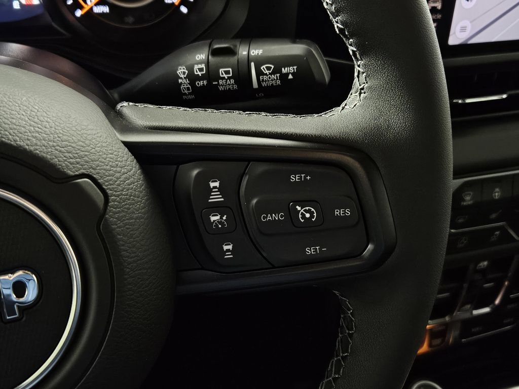 Used 2026 Jeep Wrangler Unlimited Rubicon AWD/4WD image 19