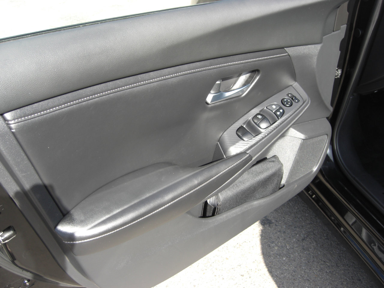 Used 2020 Nissan Sentra SV image 18