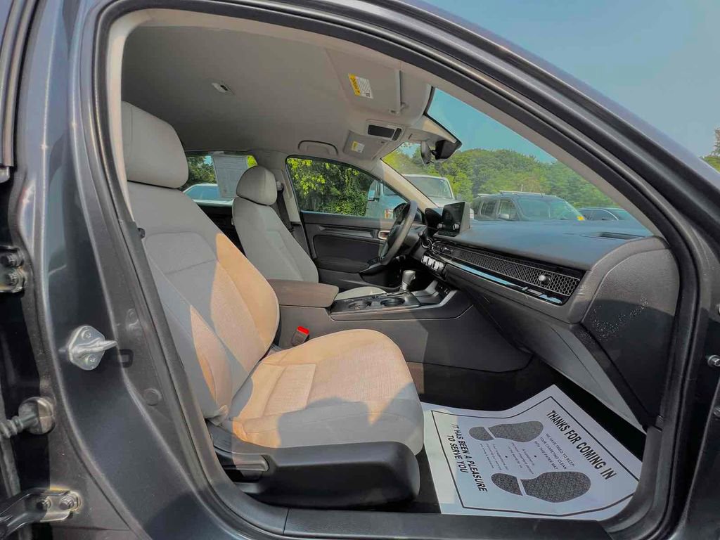 Used 2024 Honda Civic LX image 13