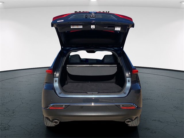 Used 2024 Toyota Venza XLE image 14