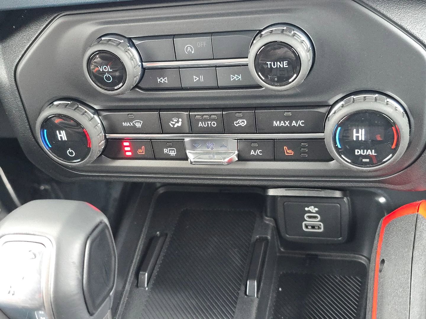 New 2026 Ford Bronco Heritage Edition image 5