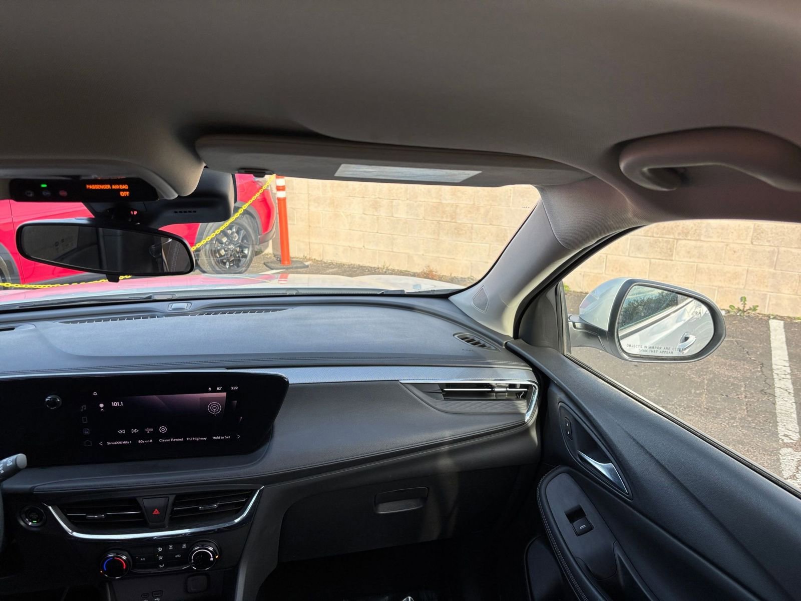 Used 2025 Buick Encore GX Preferred image 34