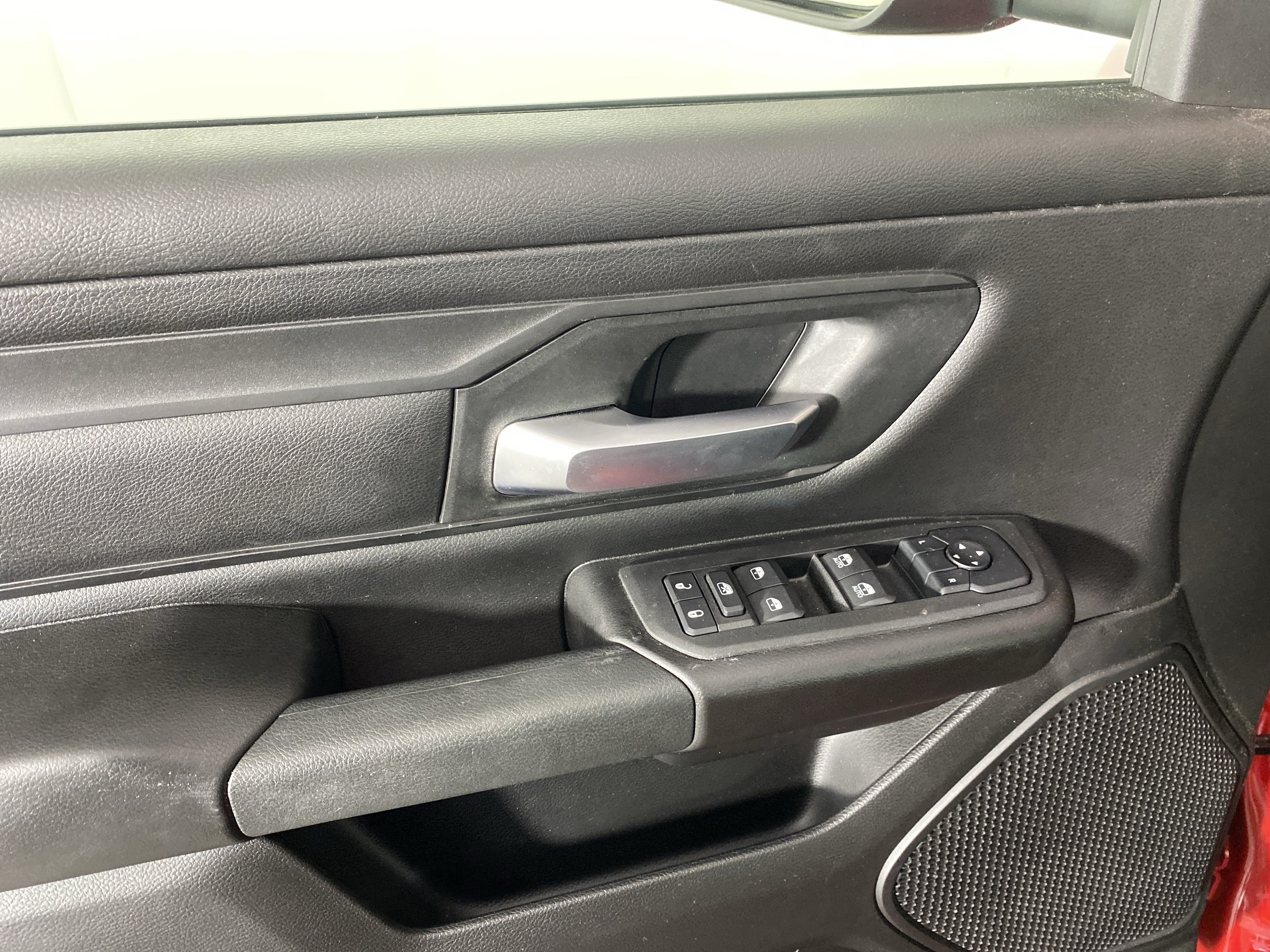 Used 2025 RAM 1500 Tradesman w/ Night Edition AWD/4WD image 14