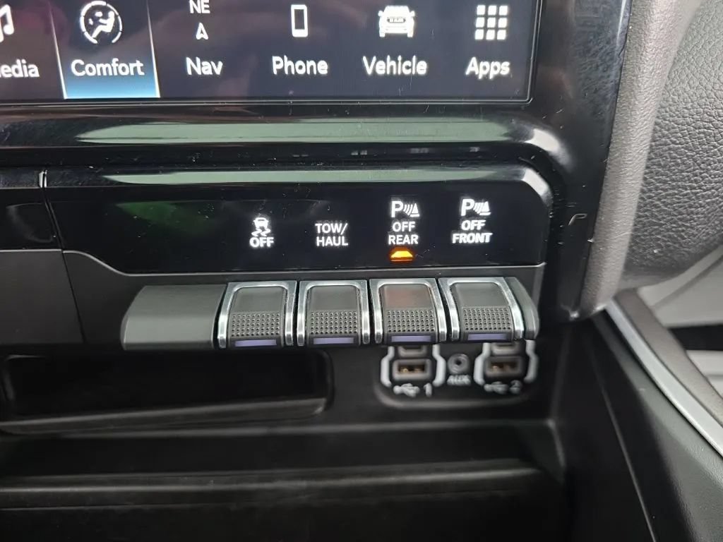 Used 2023 RAM 1500 Big Horn AWD/4WD image 30