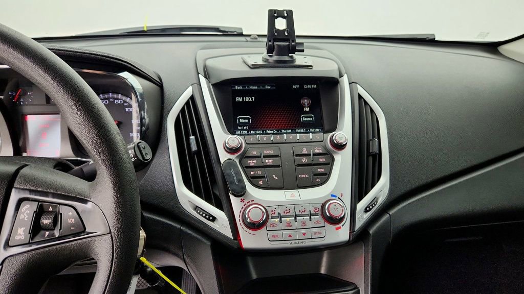 Used 2017 GMC Terrain SLE image 17