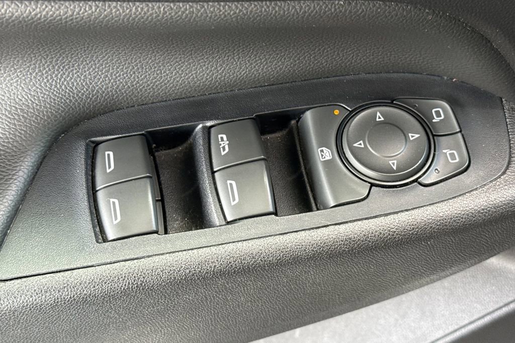 Used 2019 Chevrolet Equinox LT AWD/4WD image 18