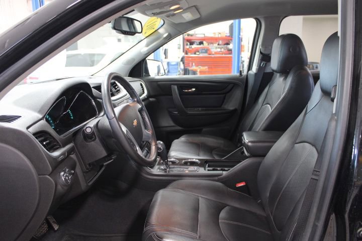 Used 2017 Chevrolet Traverse LT AWD/4WD image 14