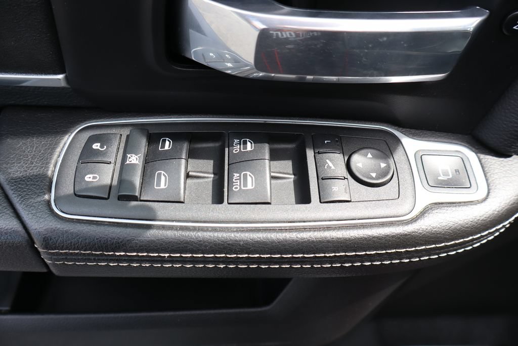 Used 2022 RAM 3500 Laramie AWD/4WD image 33