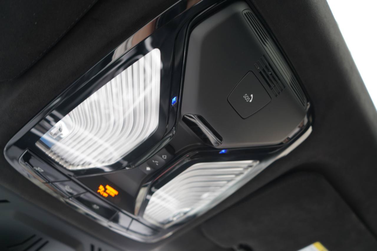 Used 2022 BMW ALPINA XB7 AWD/4WD image 30