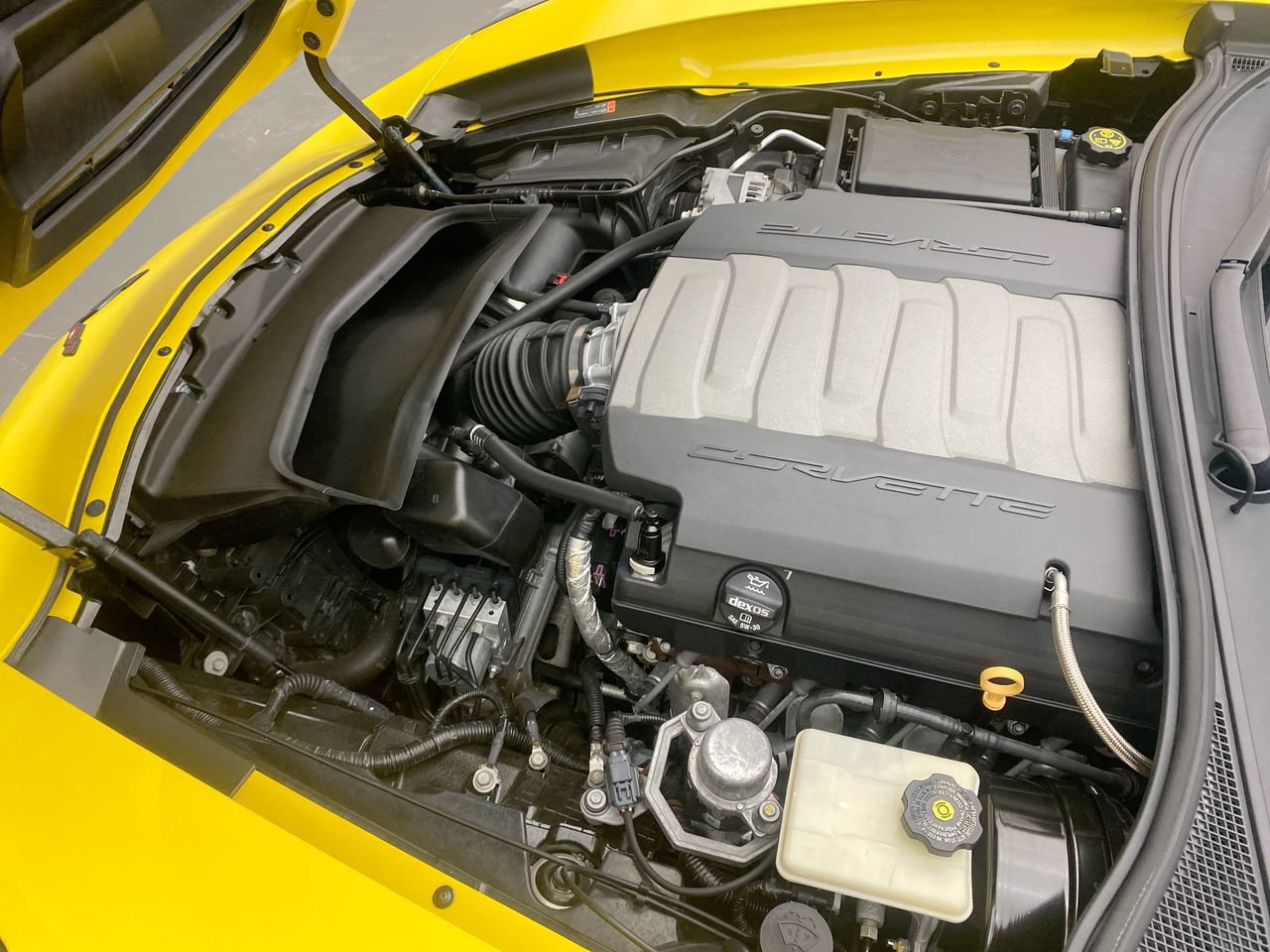 Used 2016 Chevrolet Corvette Stingray Coupe w/ 2LT Preferred Equipment Group RWD image 11