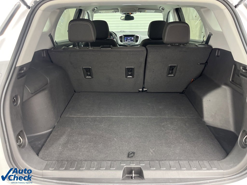 Used 2024 GMC Terrain SLE image 22