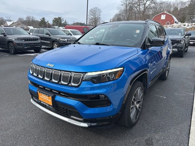 Certified 2022 Jeep Compass Limited w/ Elite Group image 3