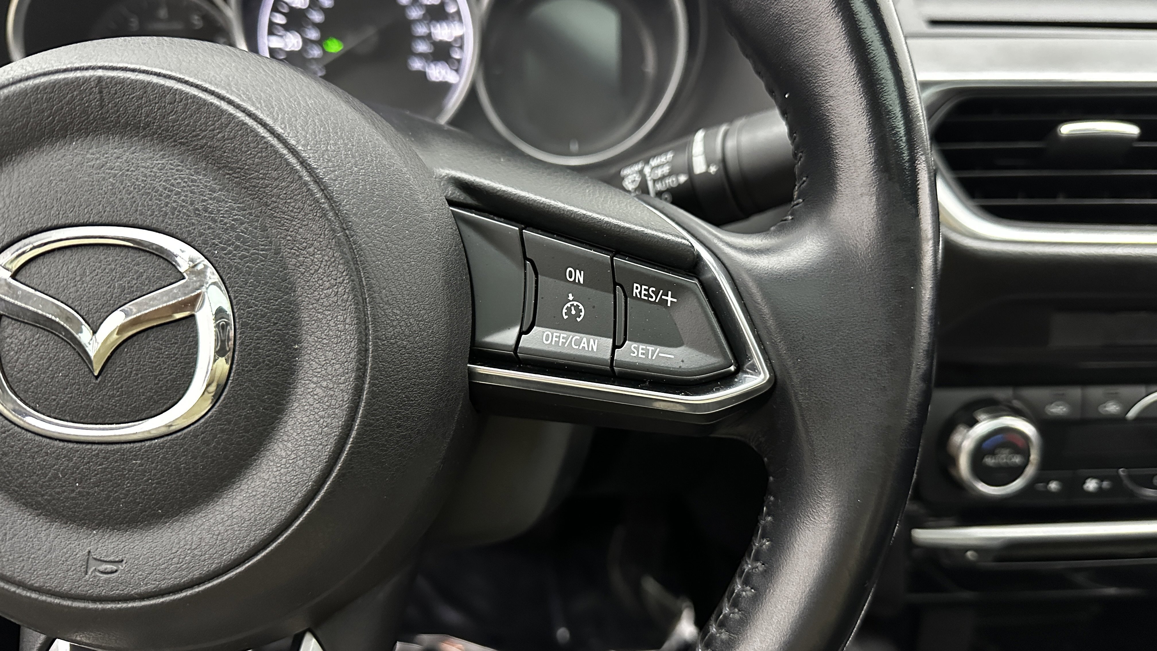 Used 2017 MAZDA MAZDA6 Touring image 21