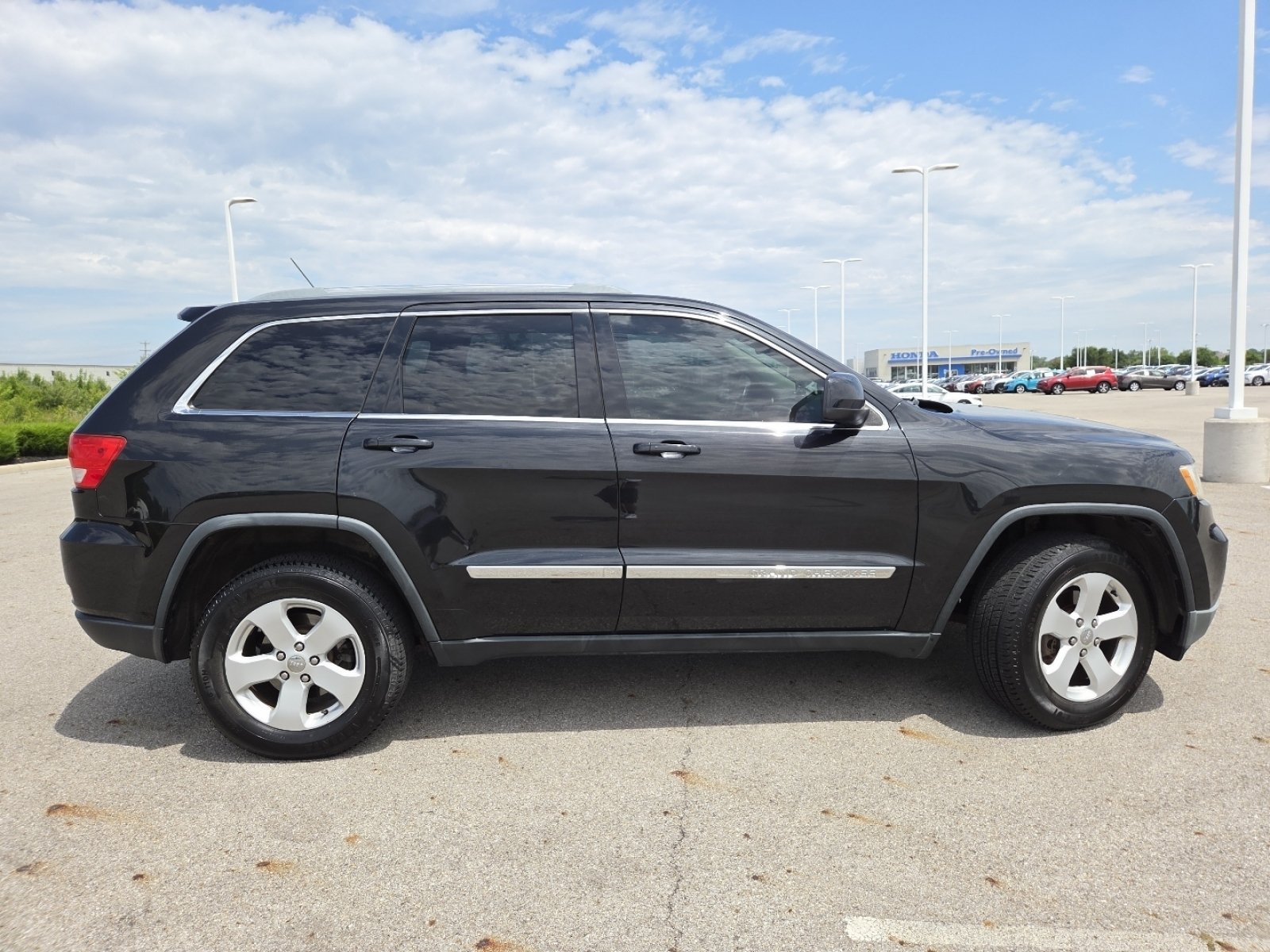 Used 2012 Jeep Grand Cherokee Laredo AWD/4WD image 17