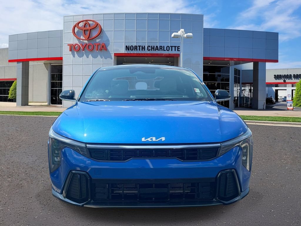 Used 2025 Kia K4 GT-Line w/ GT-Line Premium Package FWD image 3