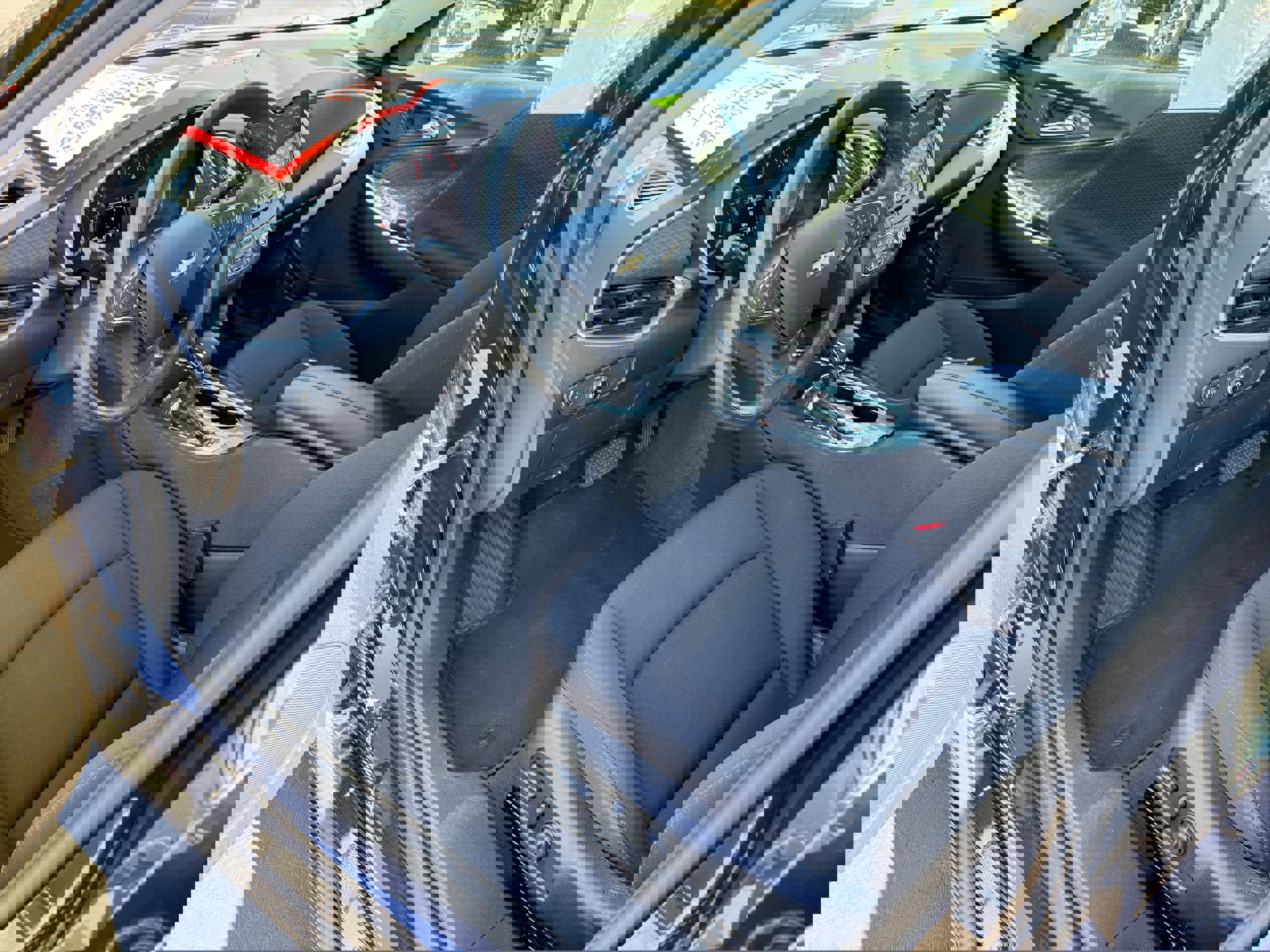 Used 2023 Chevrolet Malibu LT image 9