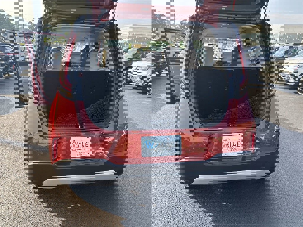 New 2025 Kia Soul LX w/ LX Technology Package image 37