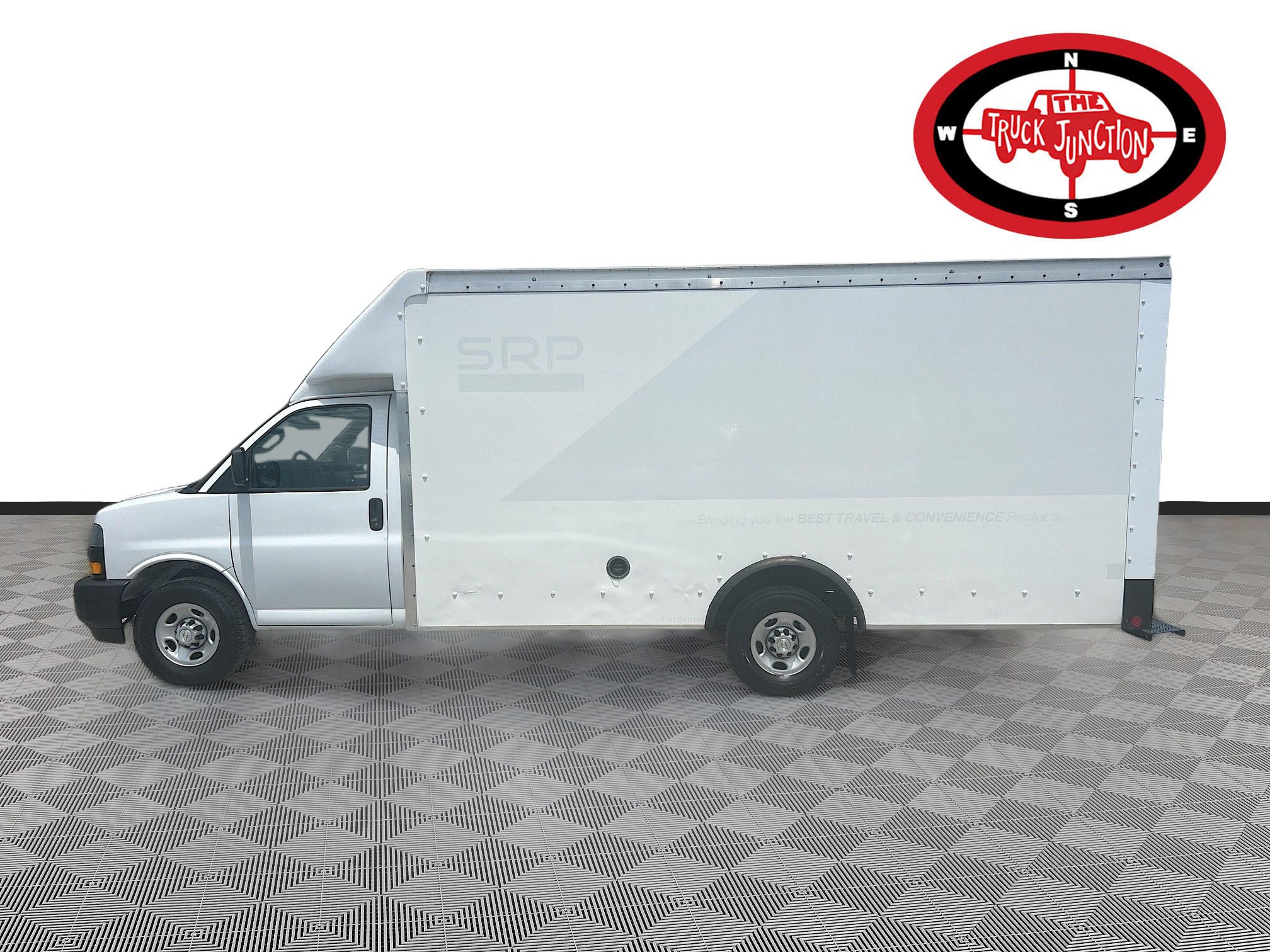 Used 2021 Chevrolet Express 3500 w/ Power Convenience Package RWD image 4