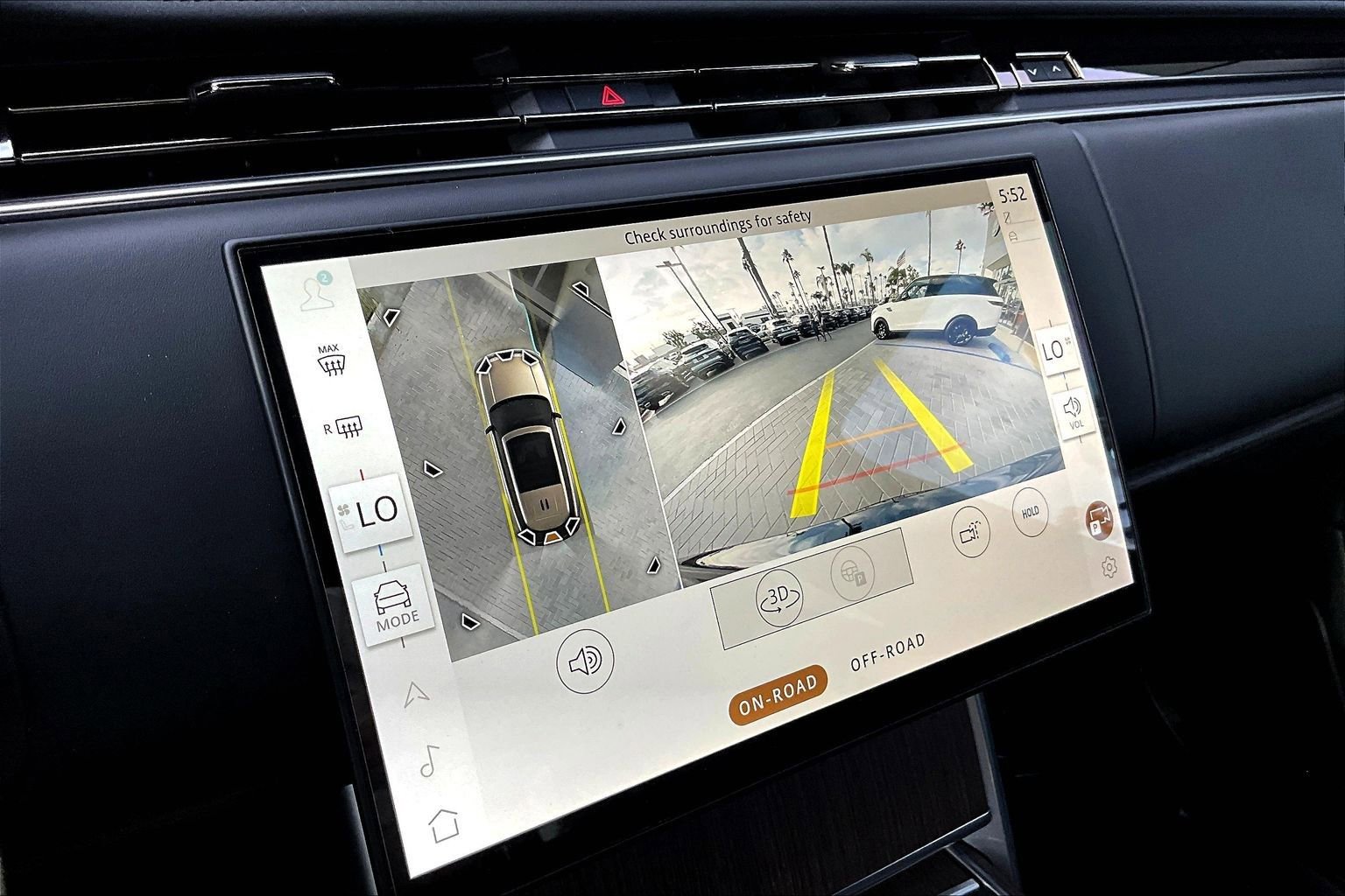 Certified 2025 Land Rover Range Rover Long Wheelbase SE image 20